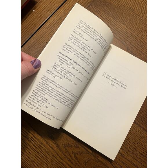 Pendulum Magic for Beginners: Tap Into Your Inner Wisdom by Richard Webster - Picture 3 of 6